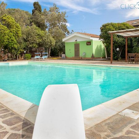 Villa Melograno With Exclusive Swimming Pool Surrounded By Greenery Campanedda Exteriér fotografie