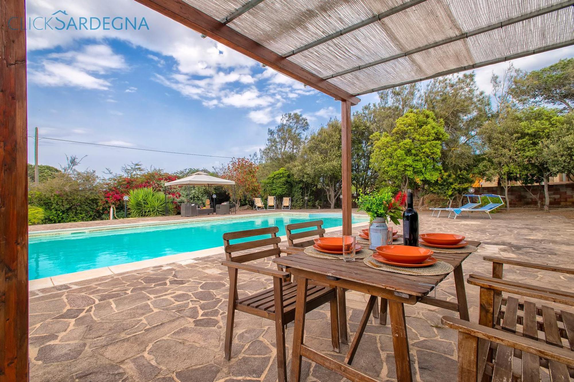 Villa Melograno With Exclusive Swimming Pool Surrounded By Greenery Campanedda Exteriér fotografie